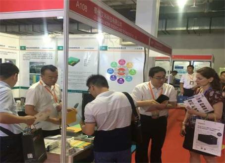 外國人_看圖王454 329.jpg